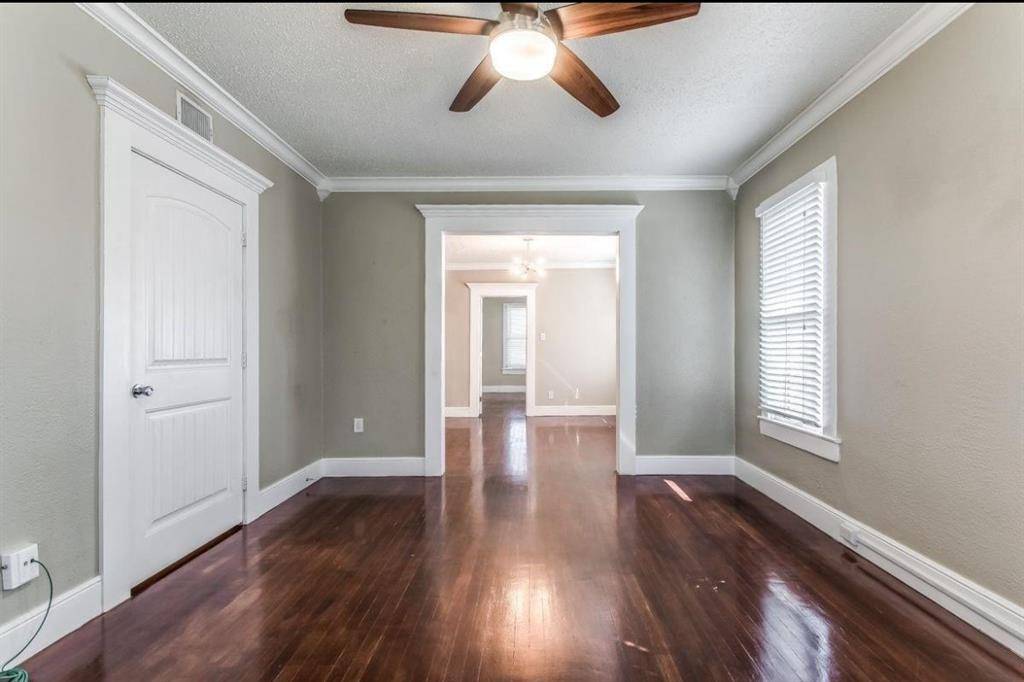 Dallas, TX 75206,5901 Belmont Avenue #4