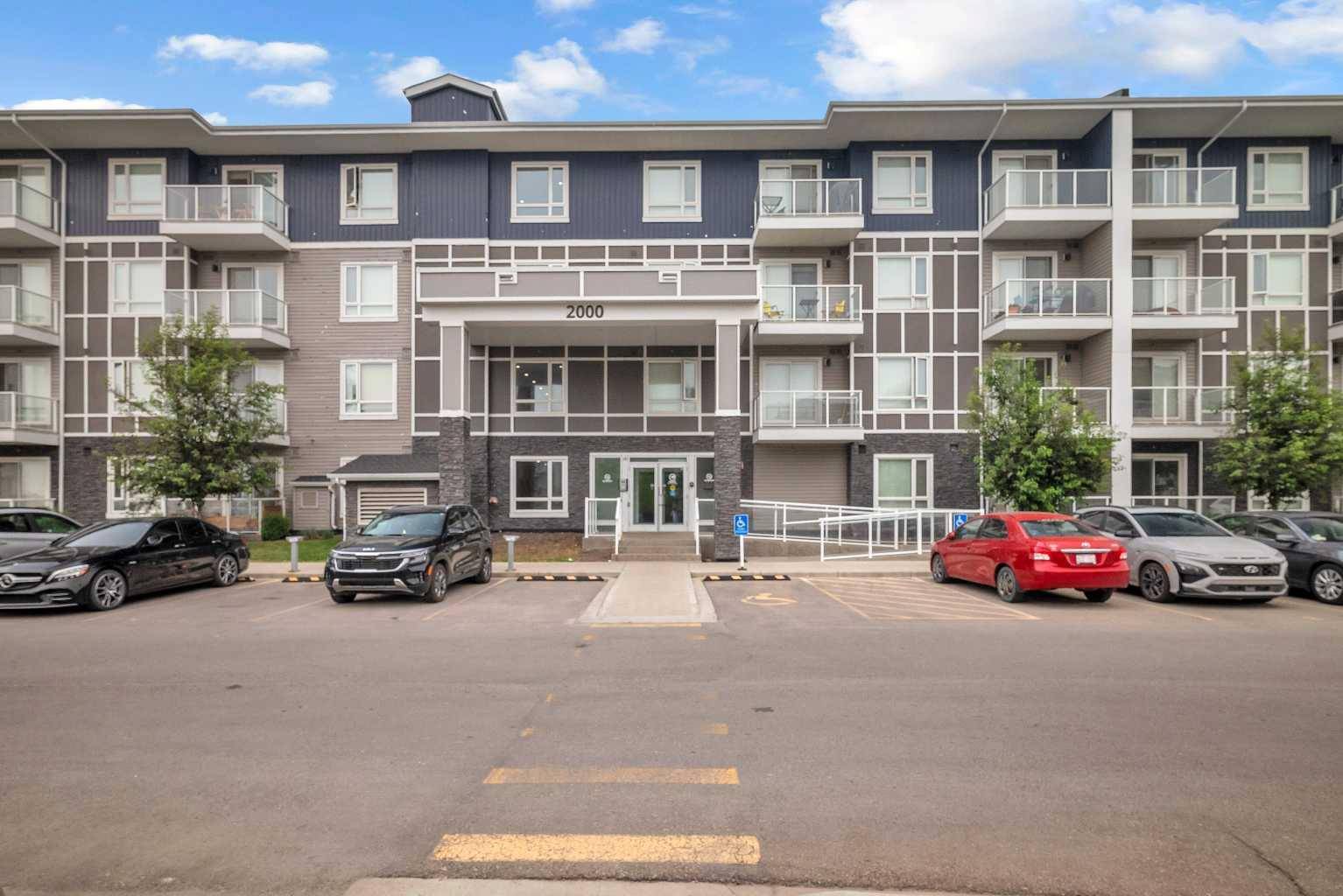 Calgary, AB T3N 0Y6,76 Cornerstone Passage NE #2325