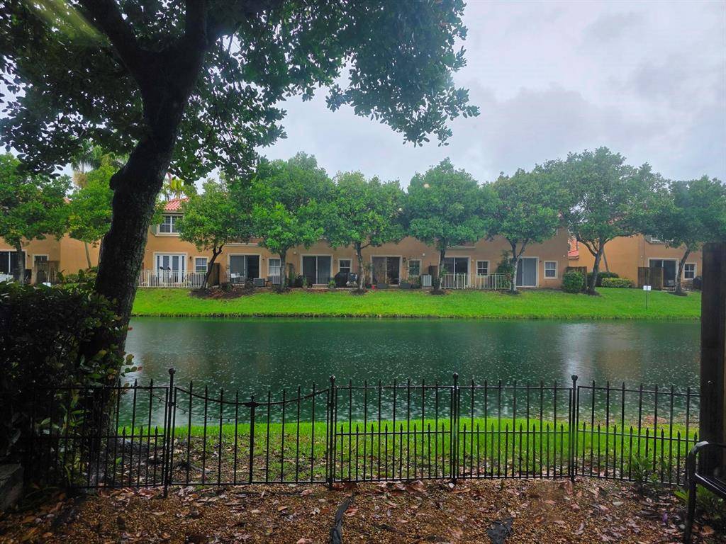 Fort Lauderdale, FL 33312,4929 Harbor Isles #204