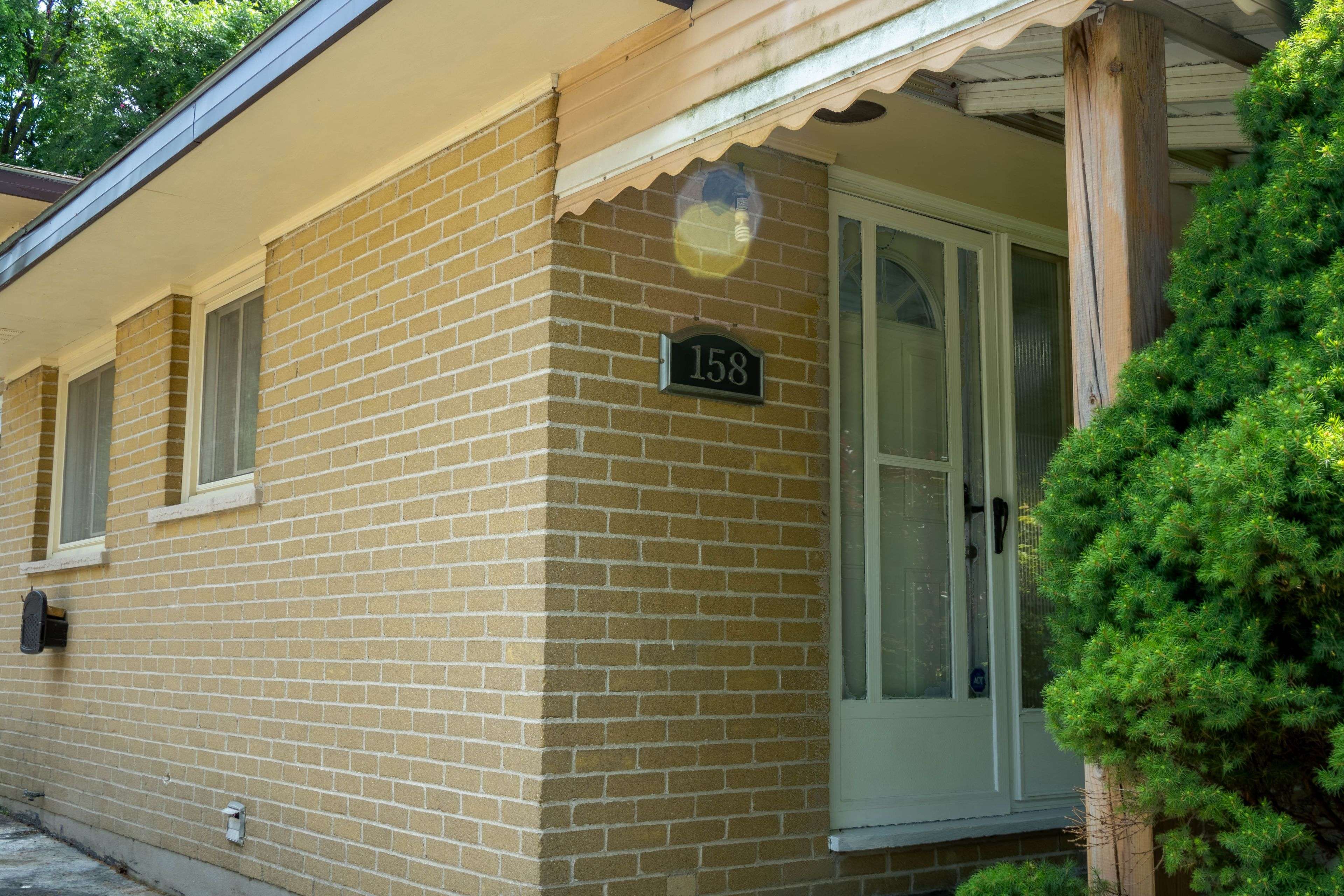 London East, ON N5V 1E9,158 Baffin RD