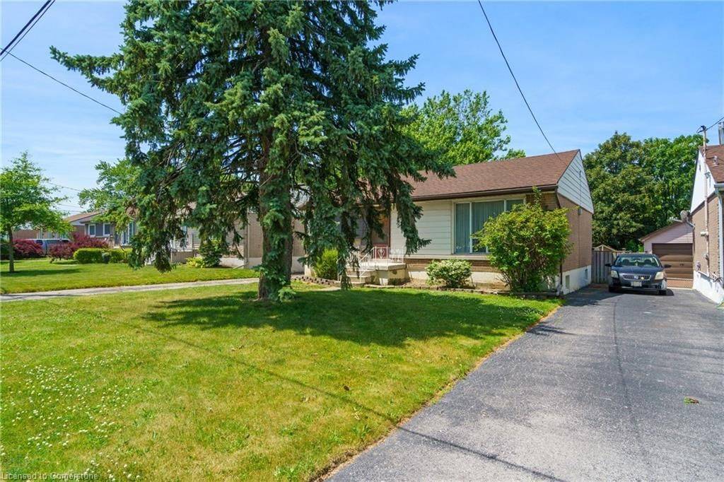 Hamilton, ON L8V 4B8,402 EAST 37TH ST