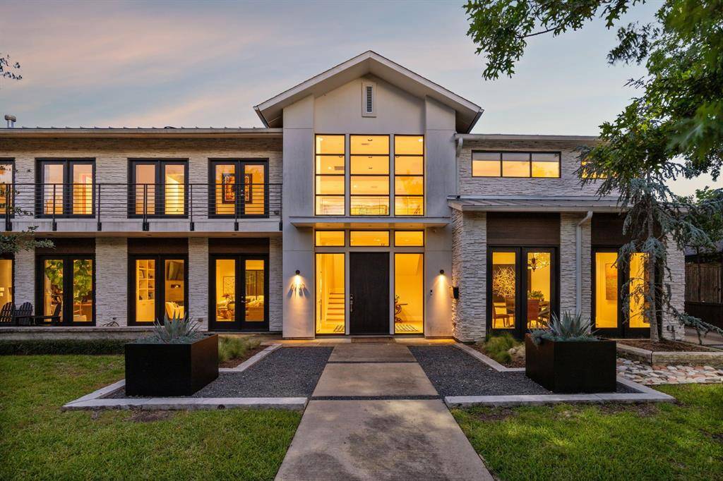 Dallas, TX 75230,6130 Del Roy Drive