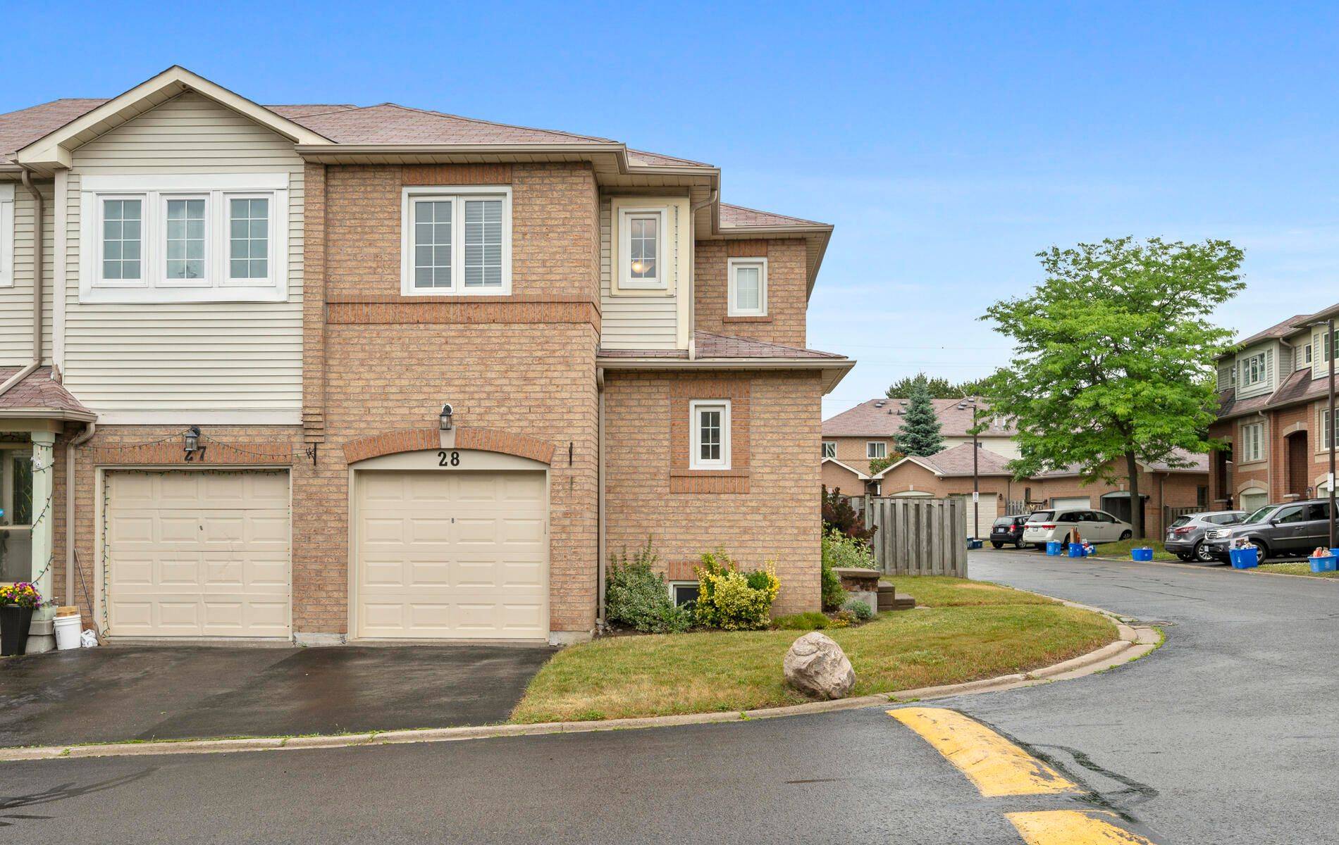 Whitby, ON L1N 9K1,1801 Nichol AVE #28