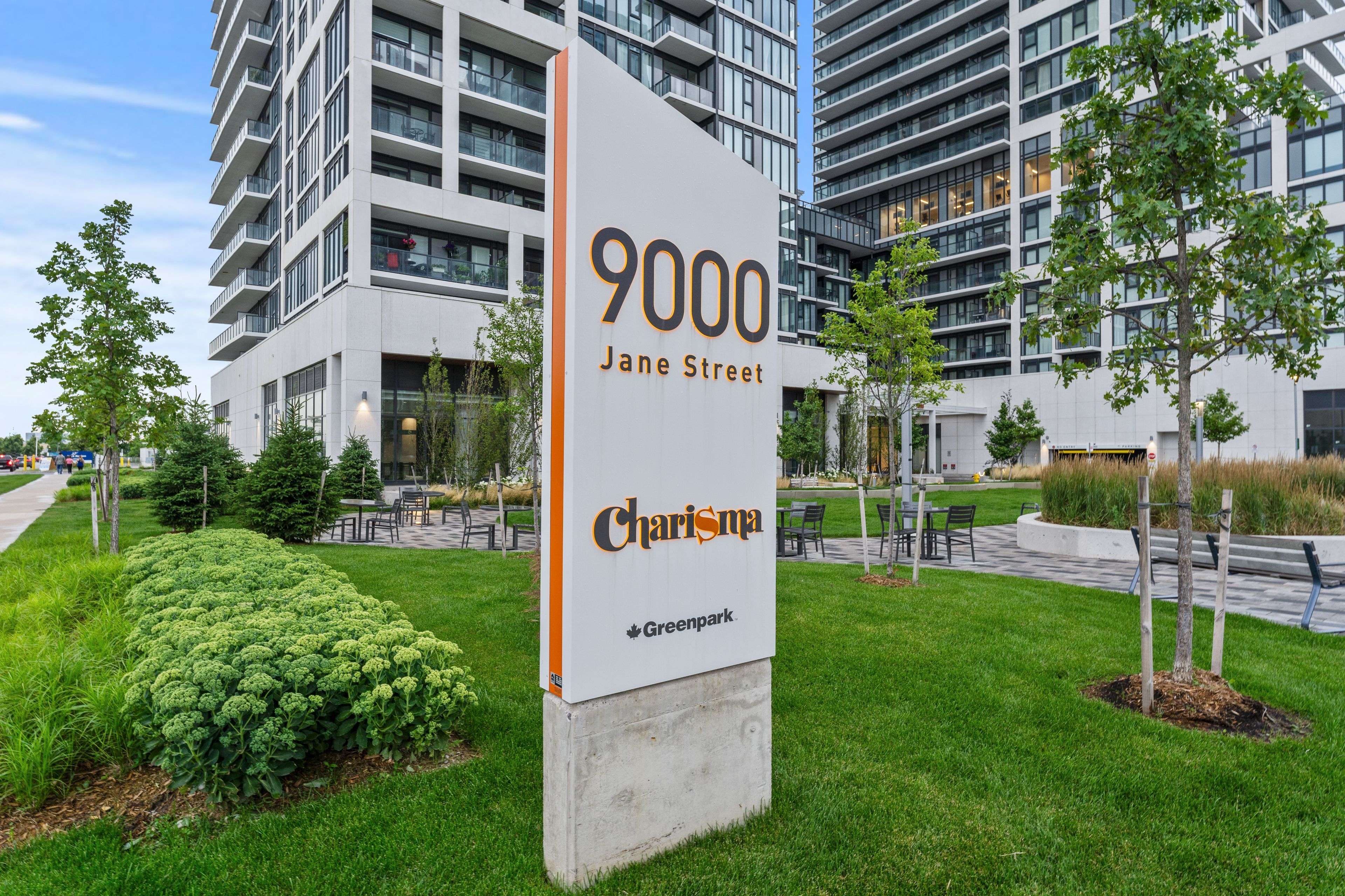 Vaughan, ON L4K 0M6,9000 Jane ST #610