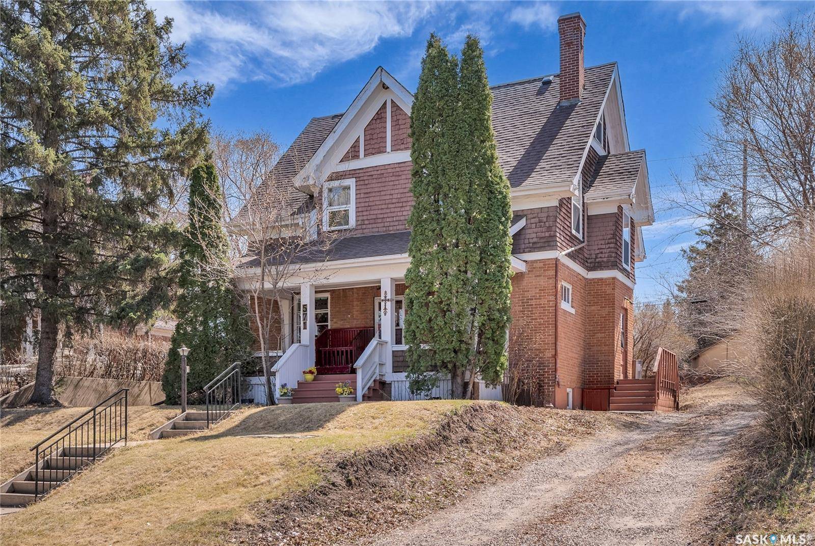 Prince Albert, SK S7V 1K3,571 19th STREET E