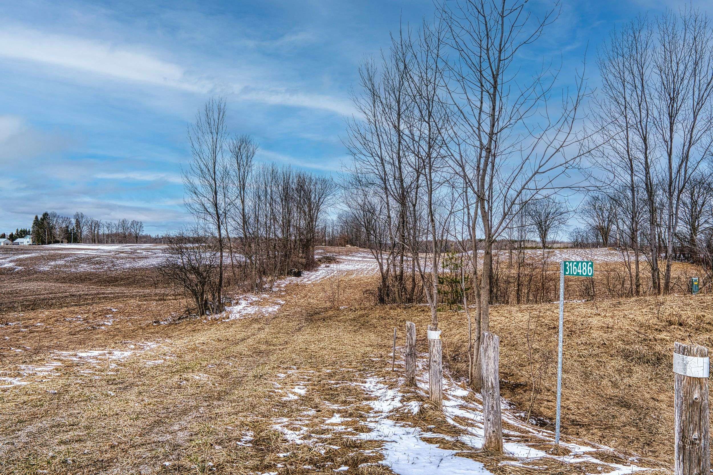 Chatsworth, ON N0H 1G0,316486 6 HWY