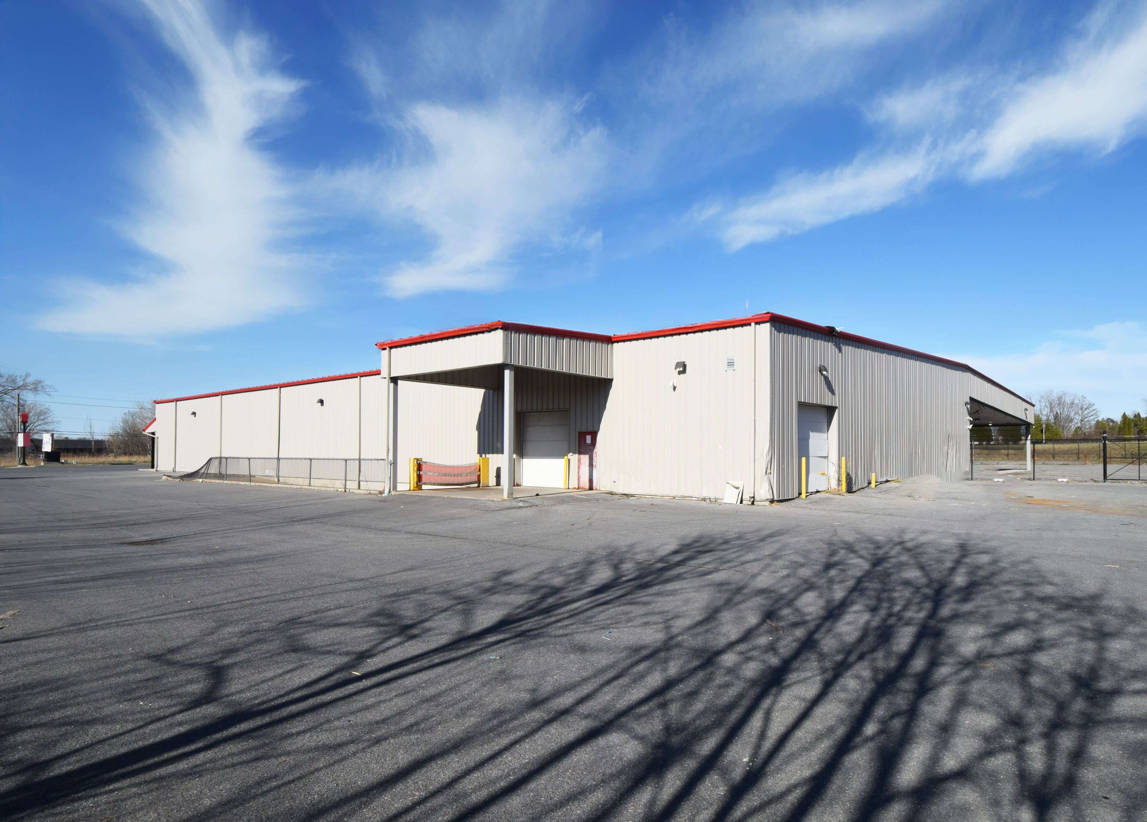 Cornwall, ON K6H 5R6,1850 Vincent Massey DR