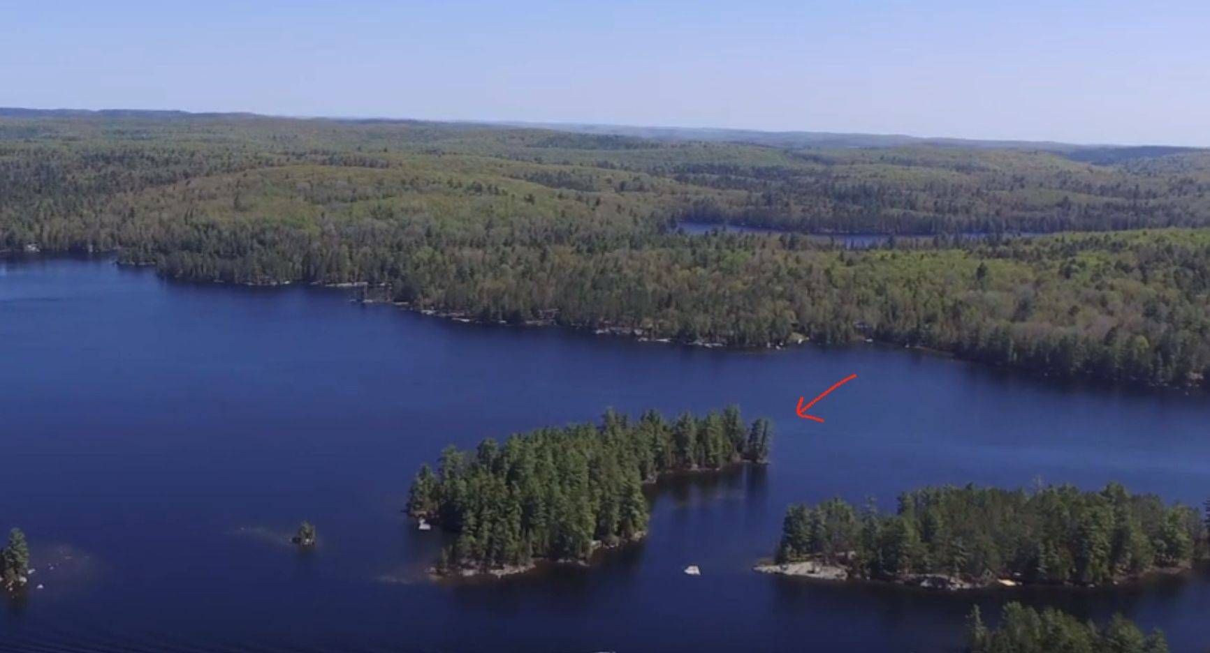 Addington Highlands, ON K0H 1L0,909 ASHBY LAKE WA RD