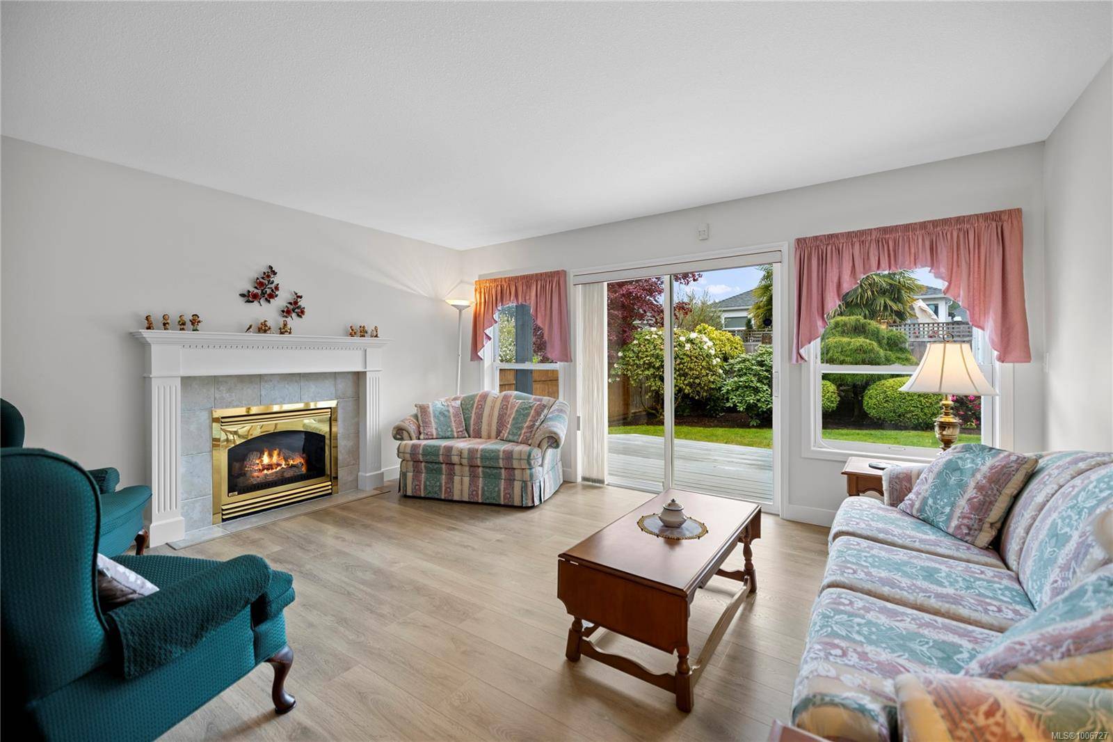 Qualicum Beach, BC V9K 1T8,1274 Oceanside Dr