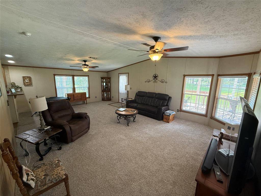Chandler, TX 75758,20381 Pine Drive