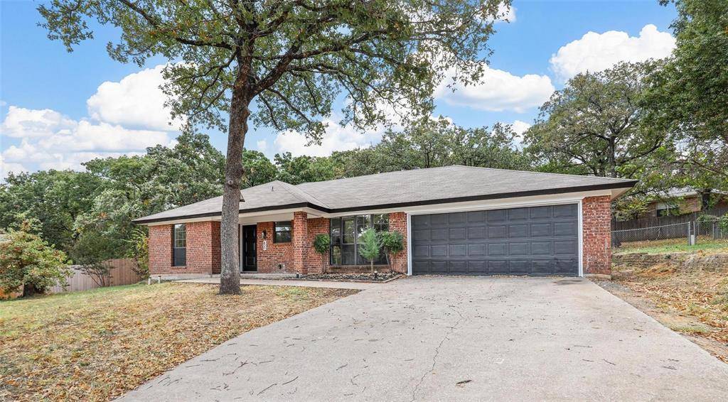 Azle, TX 76020,600 Rolling Ridge Court