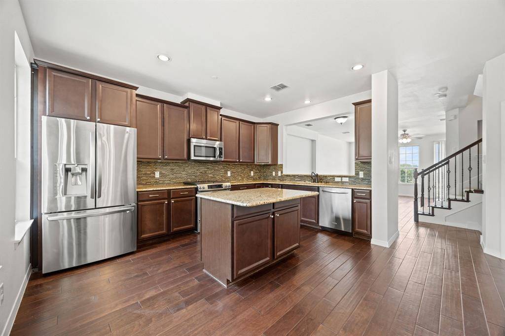 Addison, TX 75001,3931 Asbury Lane