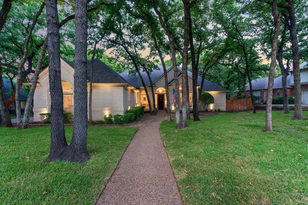 Southlake, TX 76092,607 Royal Lane