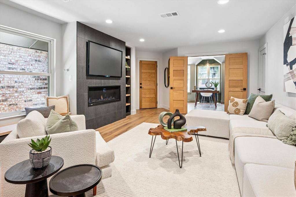 Dallas, TX 75204,3219 Bryan Street