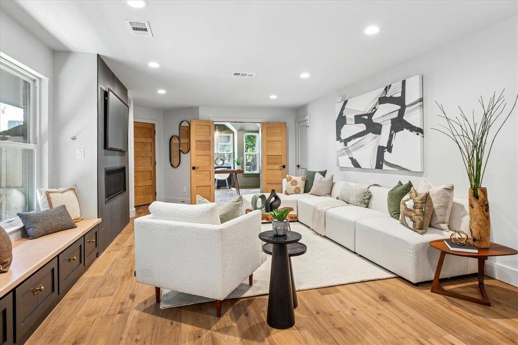 Dallas, TX 75204,3219 Bryan Street