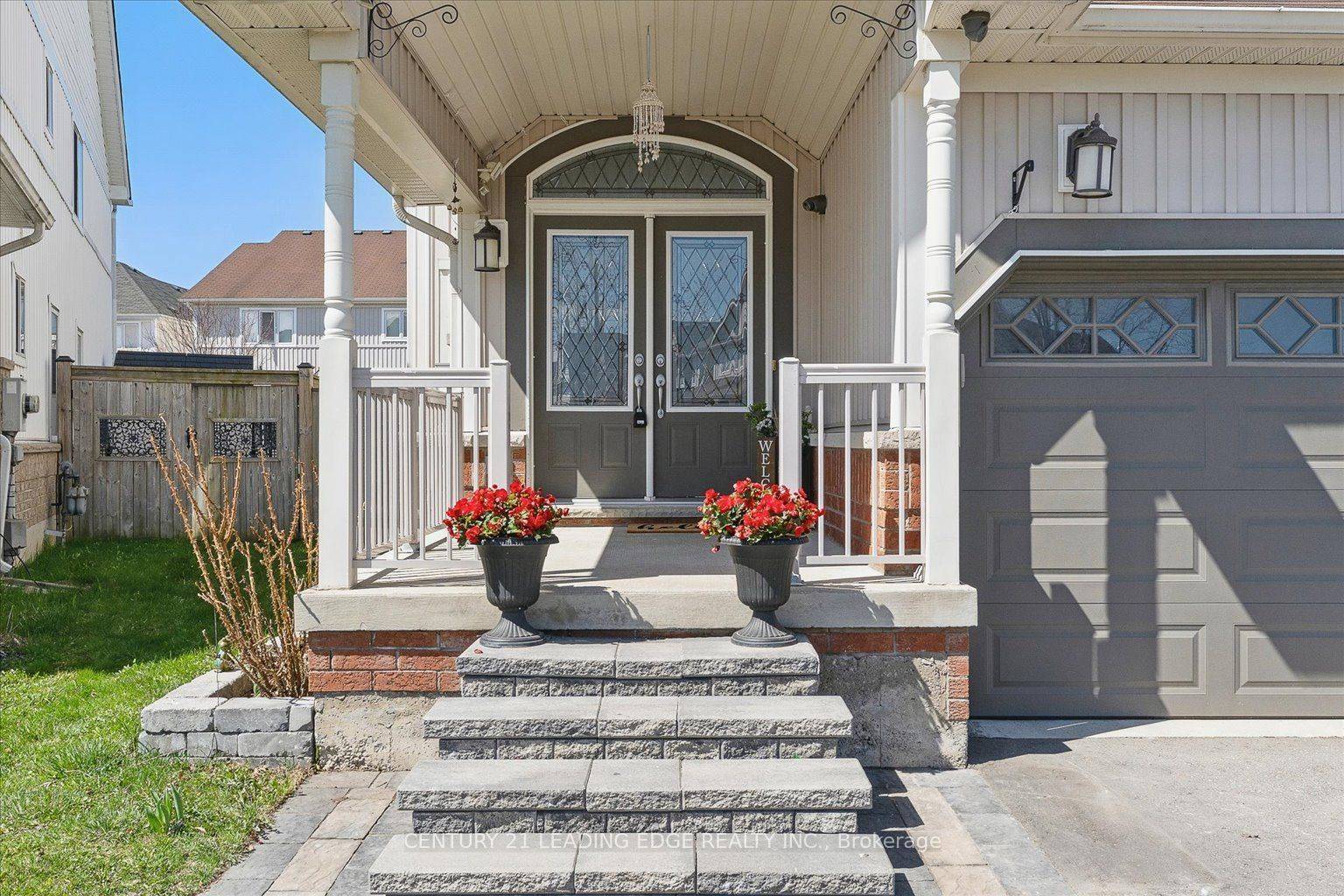 Oshawa, ON L1K 0M4,1319 Gyatt CRES