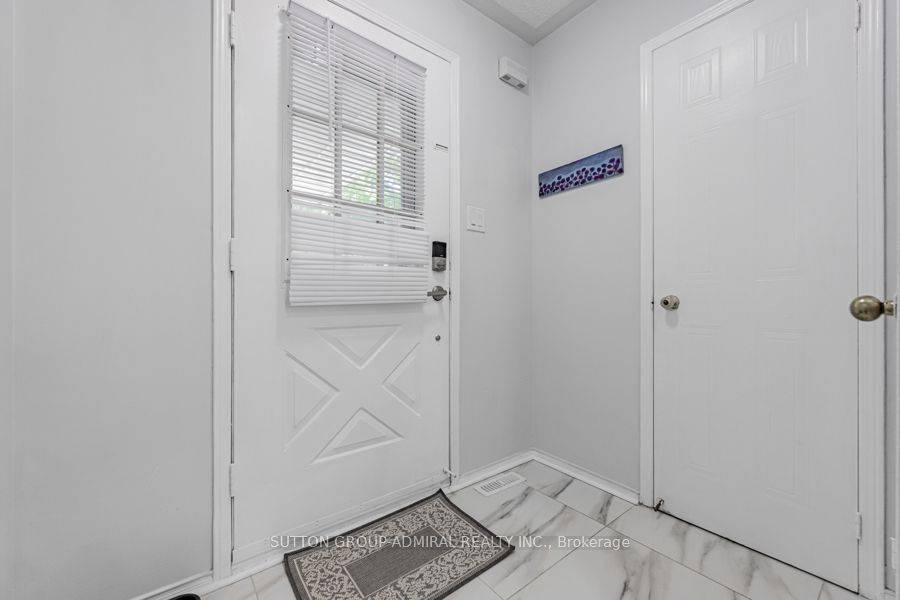 Brampton, ON L6R 1N8,88 Wickstead CT