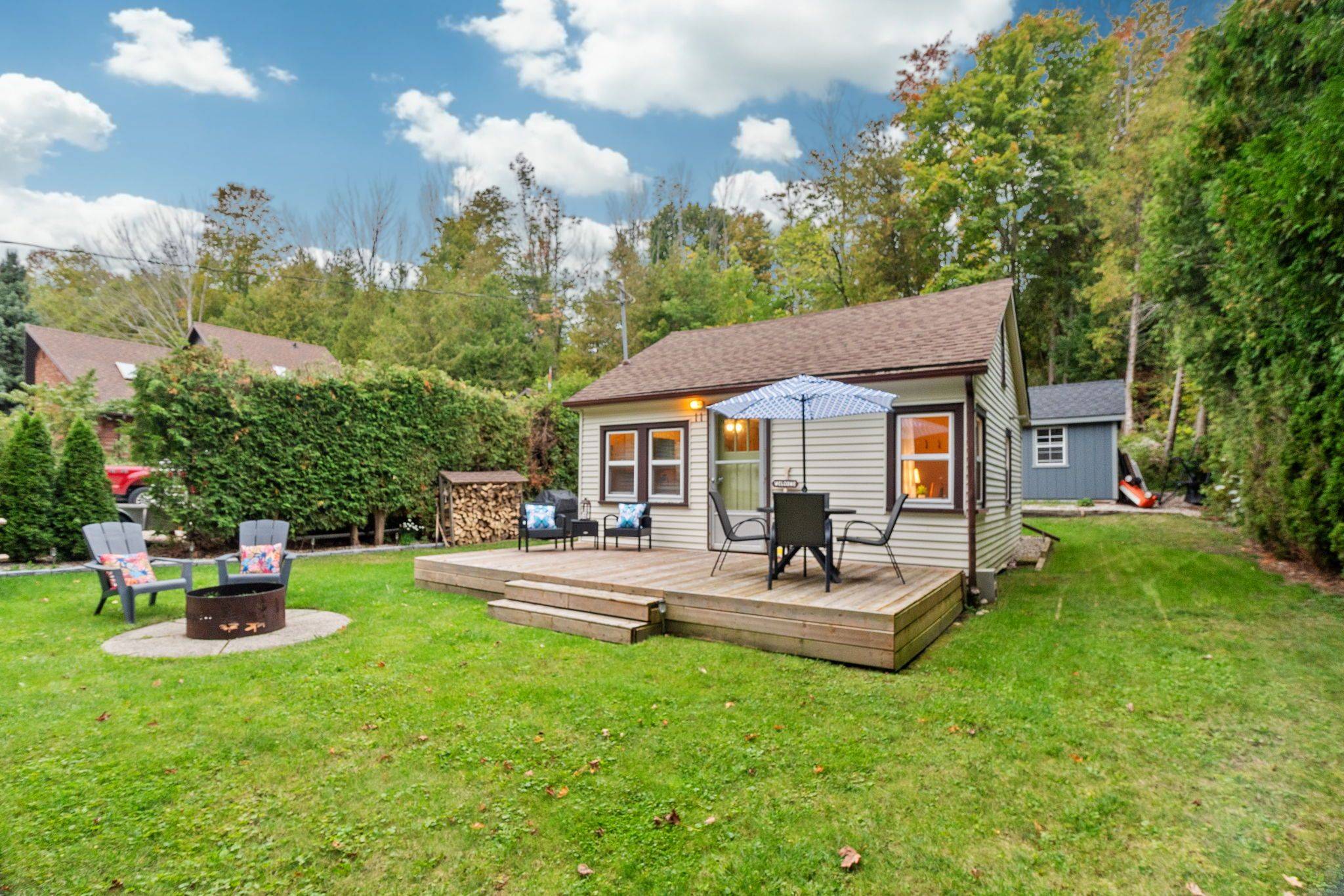 Ashfield-colborne-wawanosh, ON N7A 3X9,11 Melbourne ST