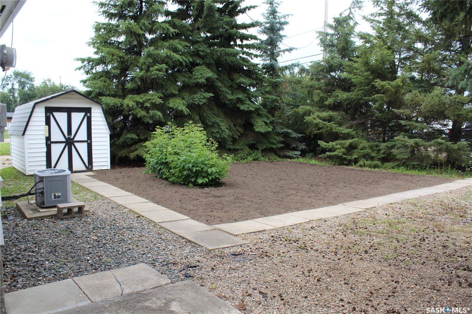 Wilkie, SK S0K 4W0,407 2nd AVENUE W