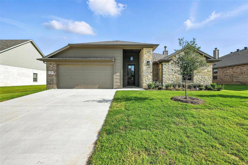Saginaw, TX 76179,629 Mooney Drive