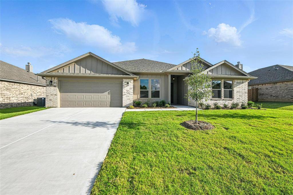 Saginaw, TX 76179,645 Mooney Drive