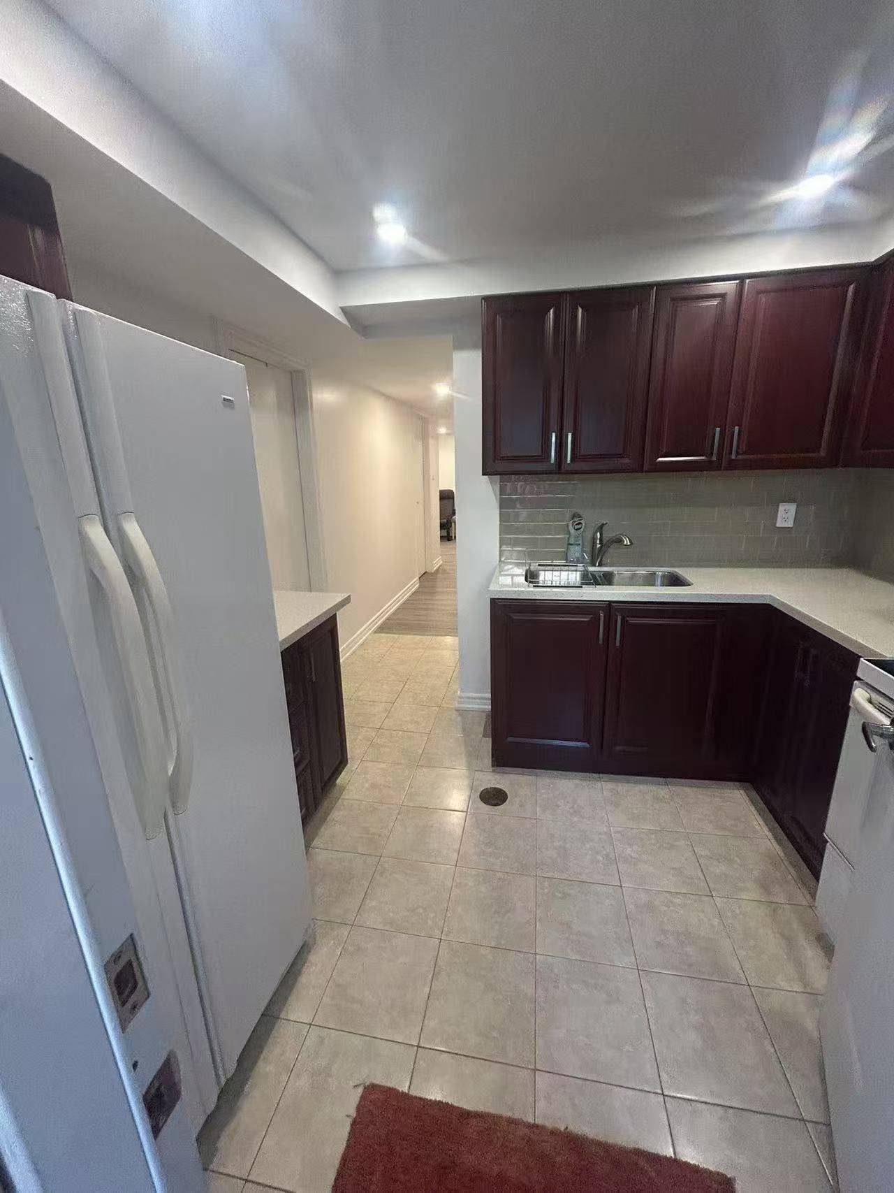 Toronto E07, ON M1V 3C6,19 Hillfarm DR #Bsmt