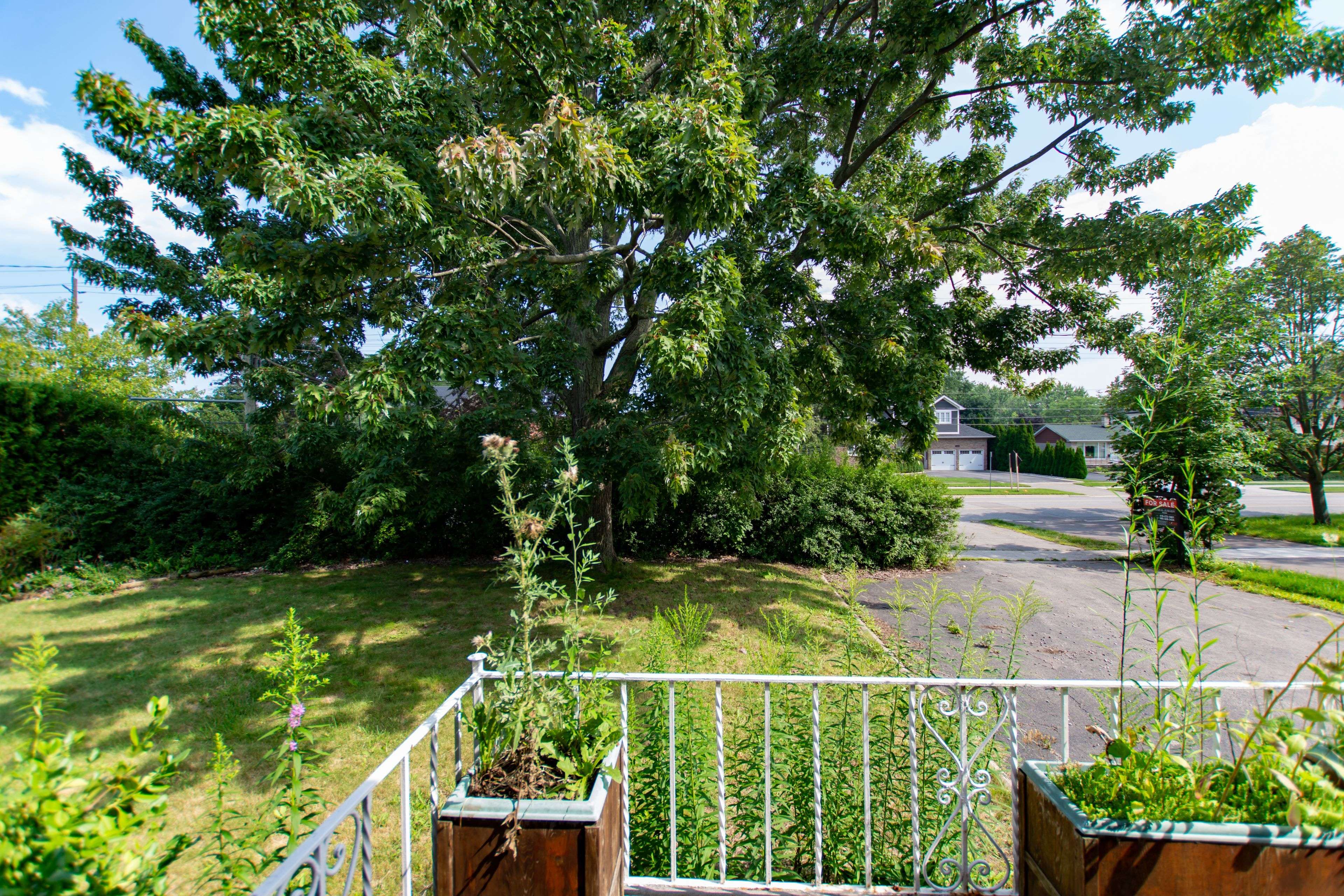 Oakville, ON L6L 1Z3,1319 Rebecca ST
