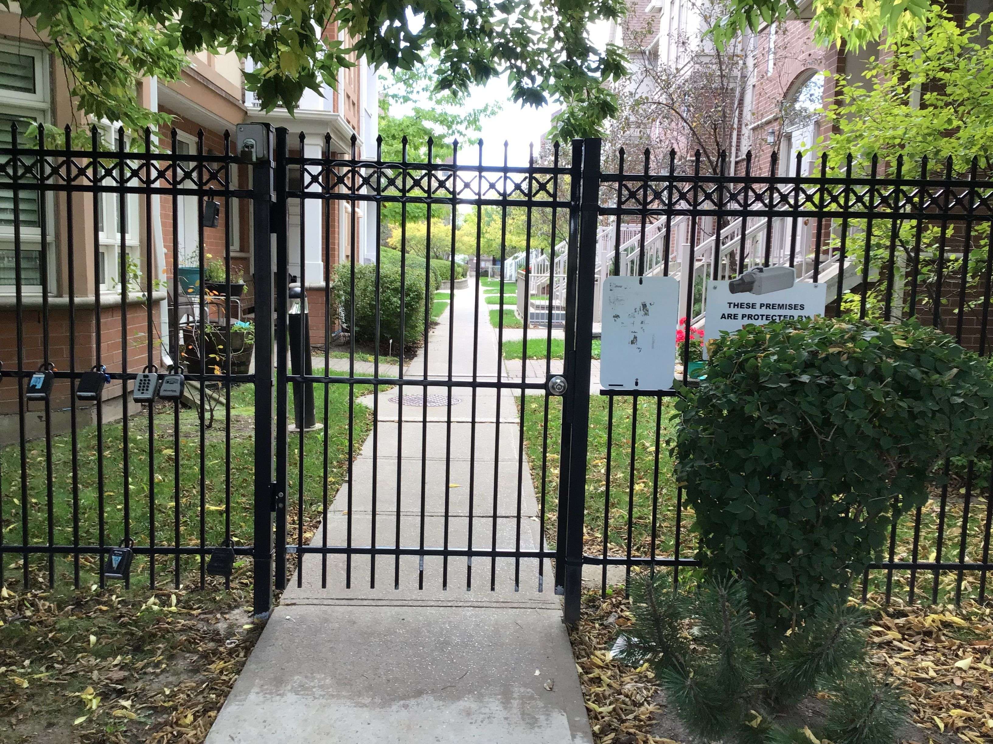 Toronto W04, ON M9N 0A5,38 Gibson AVE #14