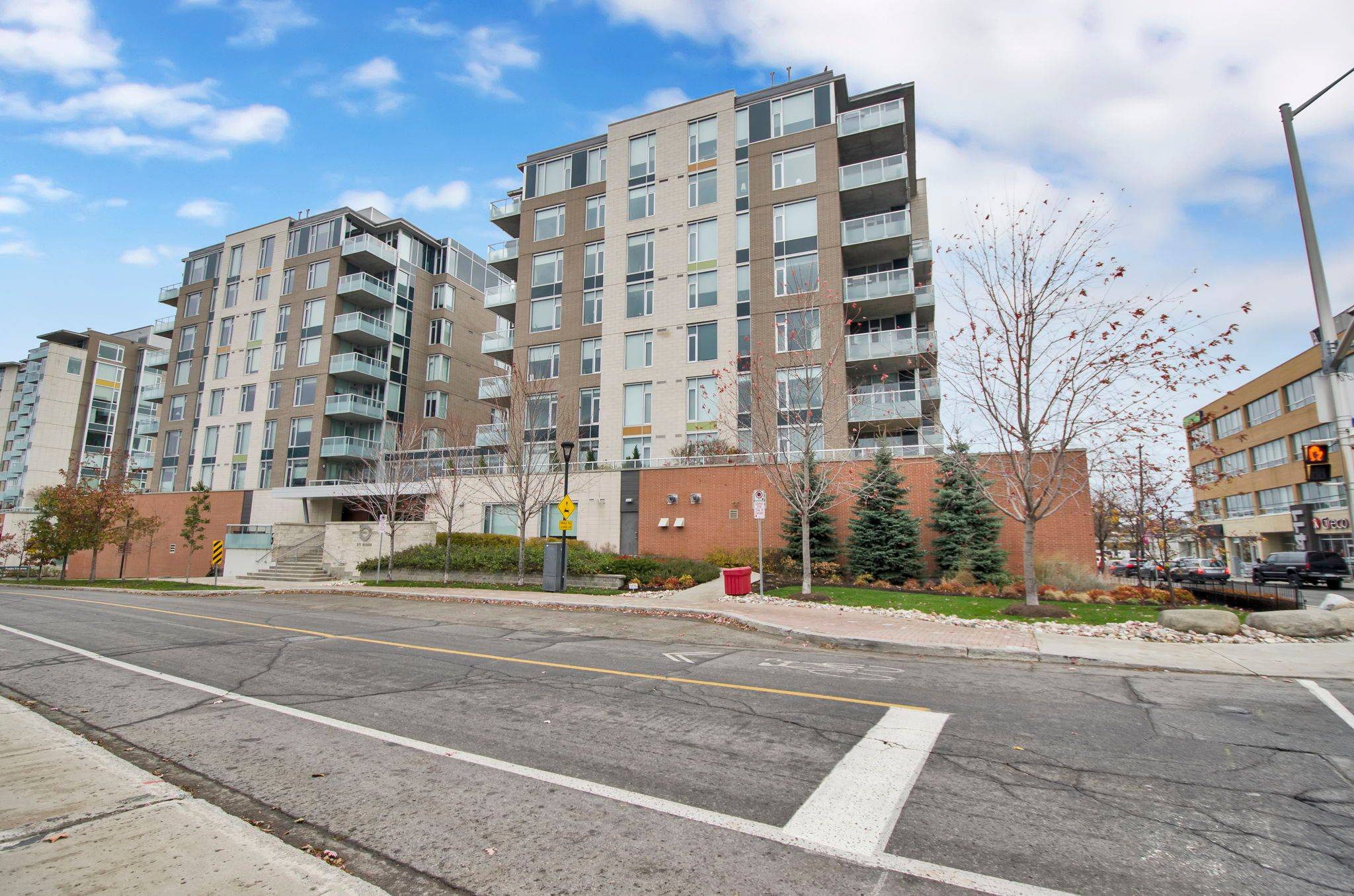 Carlingwood - Westboro And Area, ON K2A 1R7,575 Byron AVE #214