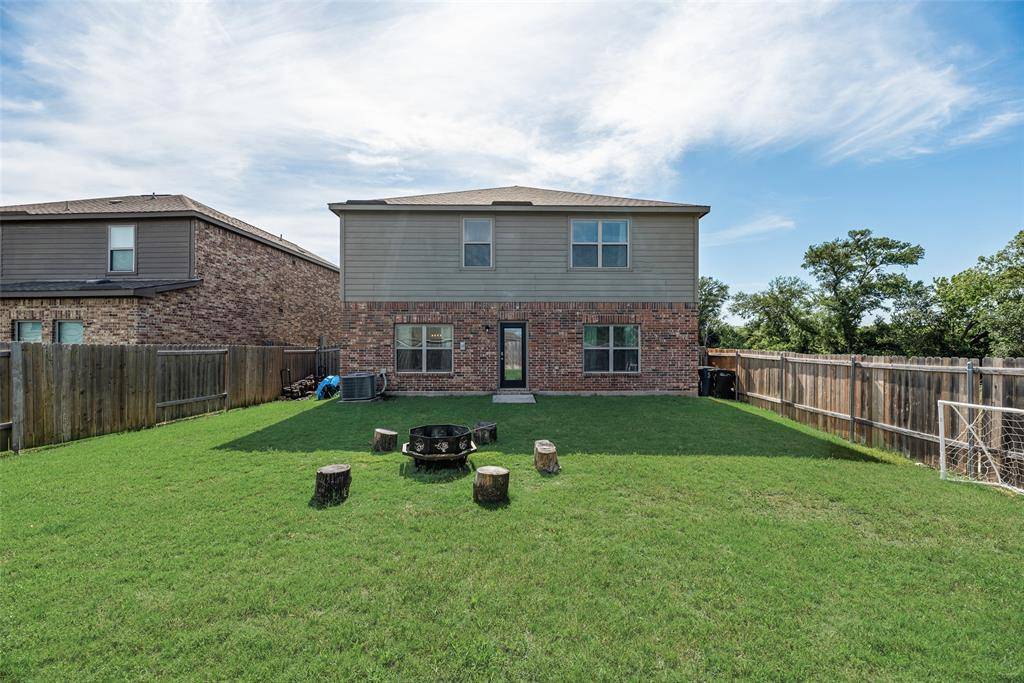 Princeton, TX 75407,2211 Barrow Street