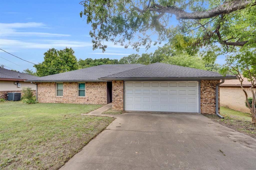 Duncanville, TX 75137,1767 Meadow Crest Lane