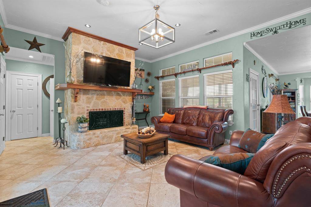 Crowley, TX 76036,11004 Rolling Prairie Road