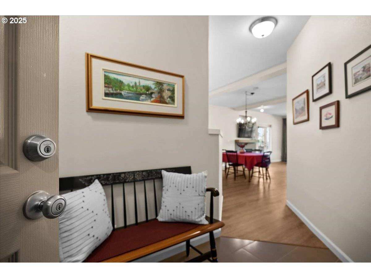 Portland, OR 97229,615 NW LOST SPRINGS TER #102