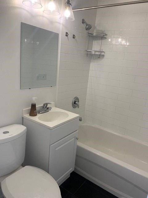 Toronto C08, ON M5A 2S1,256 Sherbourne ST #302