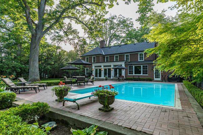 Hamilton, ON L8S 4E9,5 Mayfair PL