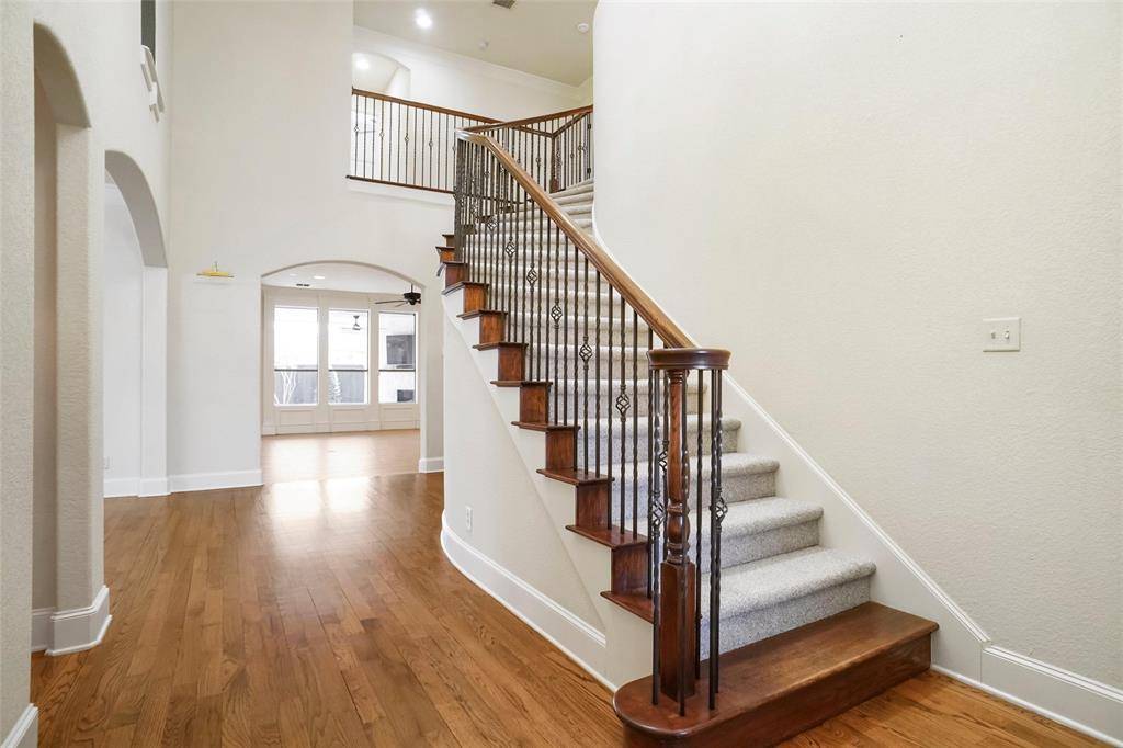 North Richland Hills, TX 76182,8100 Oak Knoll Drive