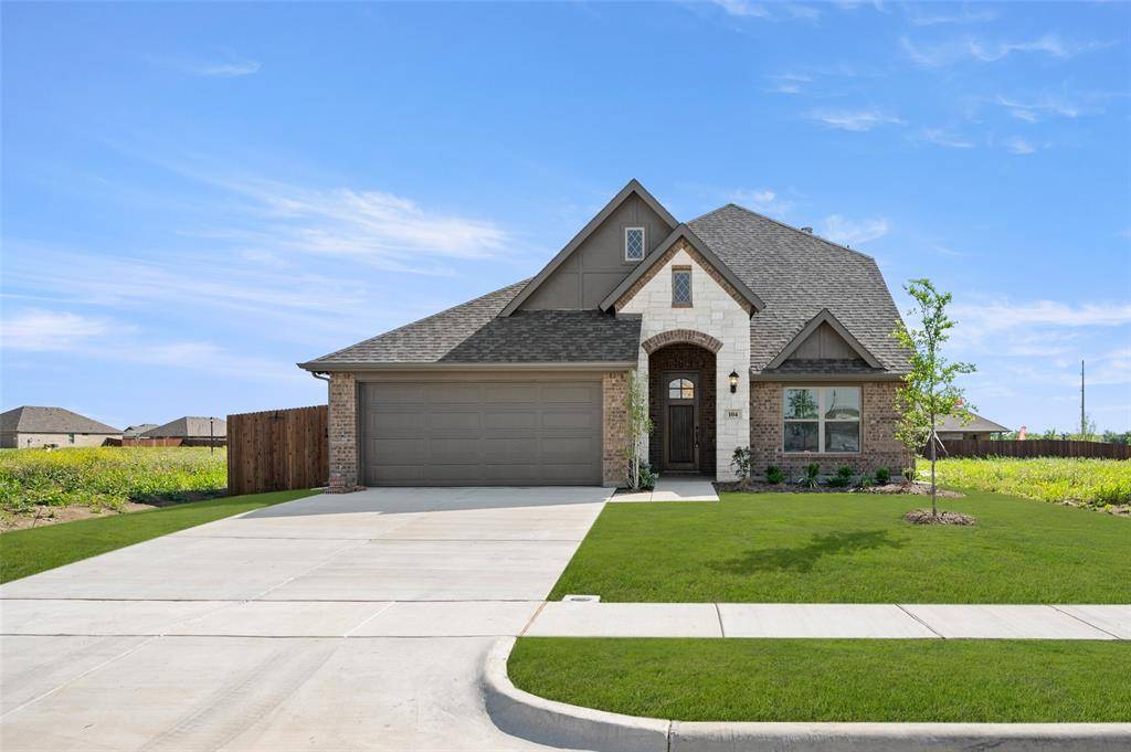 Grandview, TX 76050,104 Trinity