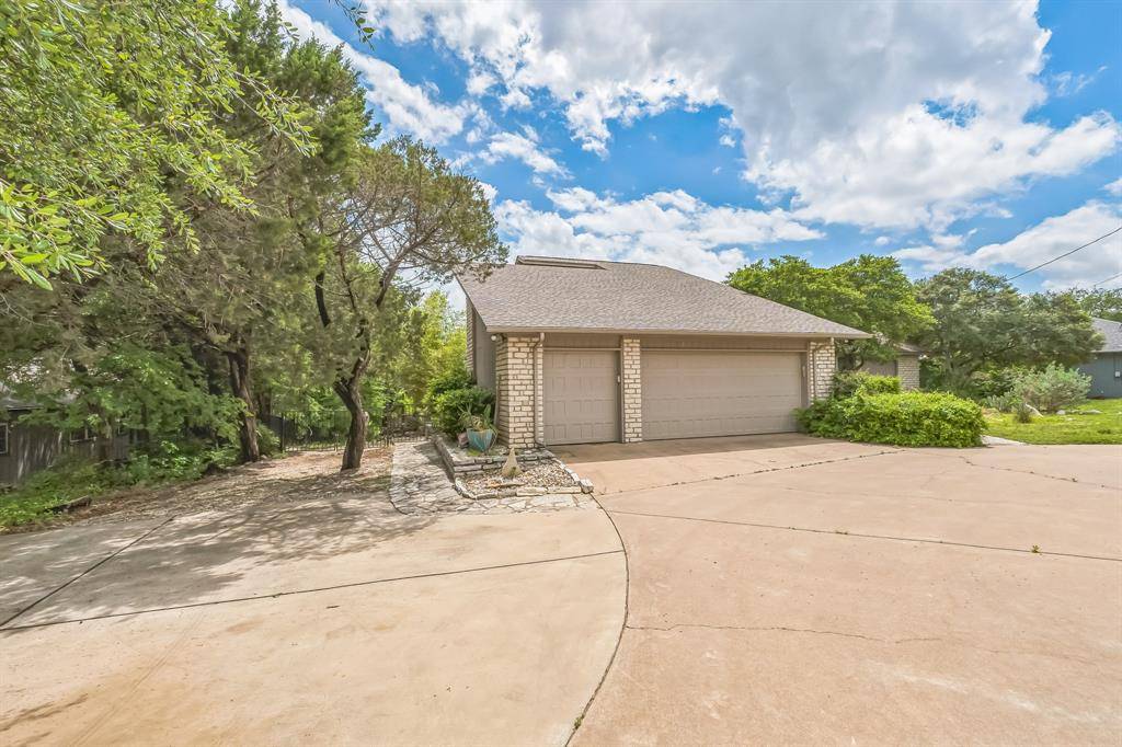 De Cordova, TX 76049,4315 Fairway Drive