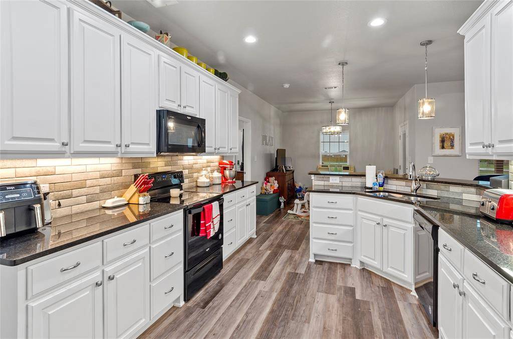 Paradise, TX 76073,141 Walnut Street