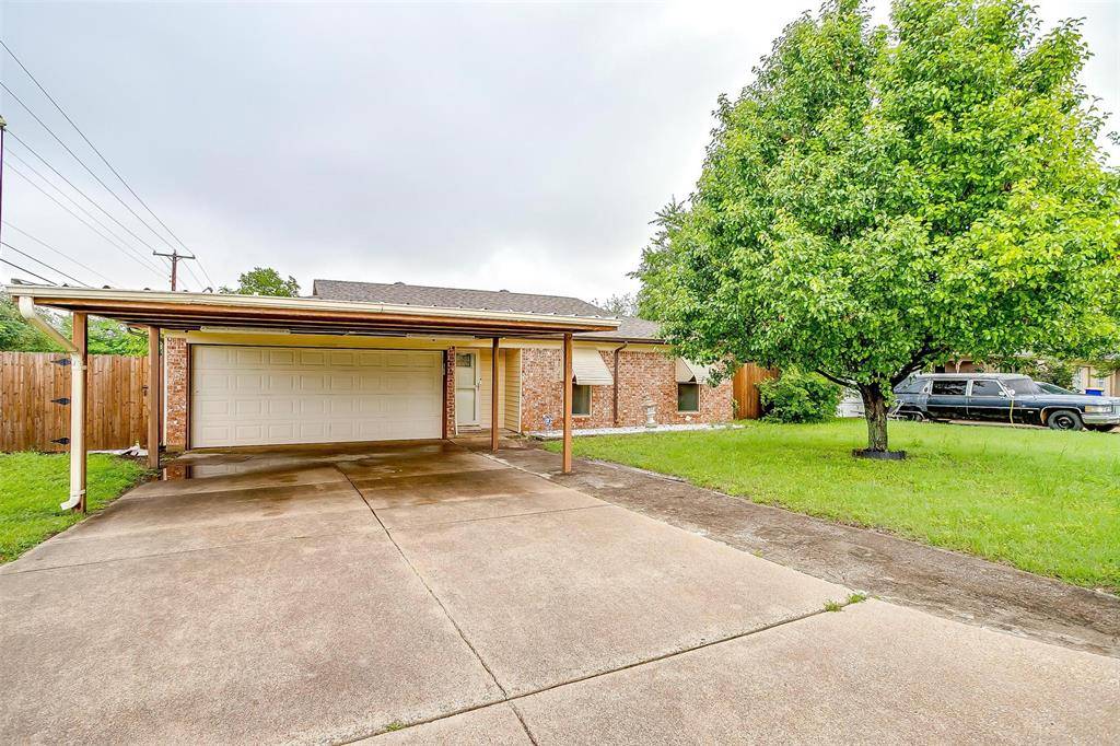 White Settlement, TX 76108,632 Comal Avenue