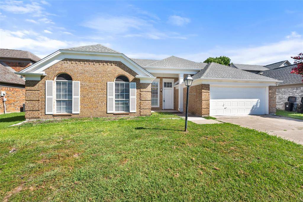 Grand Prairie, TX 75052,128 Browning Lane