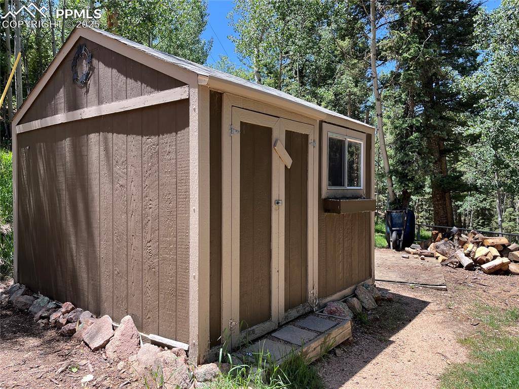 Divide, CO 80814,70 Cradle Lake PL