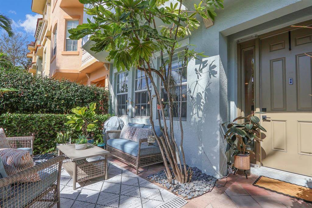 Palm Beach Gardens, FL 33410,2506 Gardens Pkwy