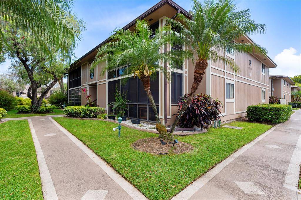 Tamarac, FL 33321,7729 Ashmont Cir #112