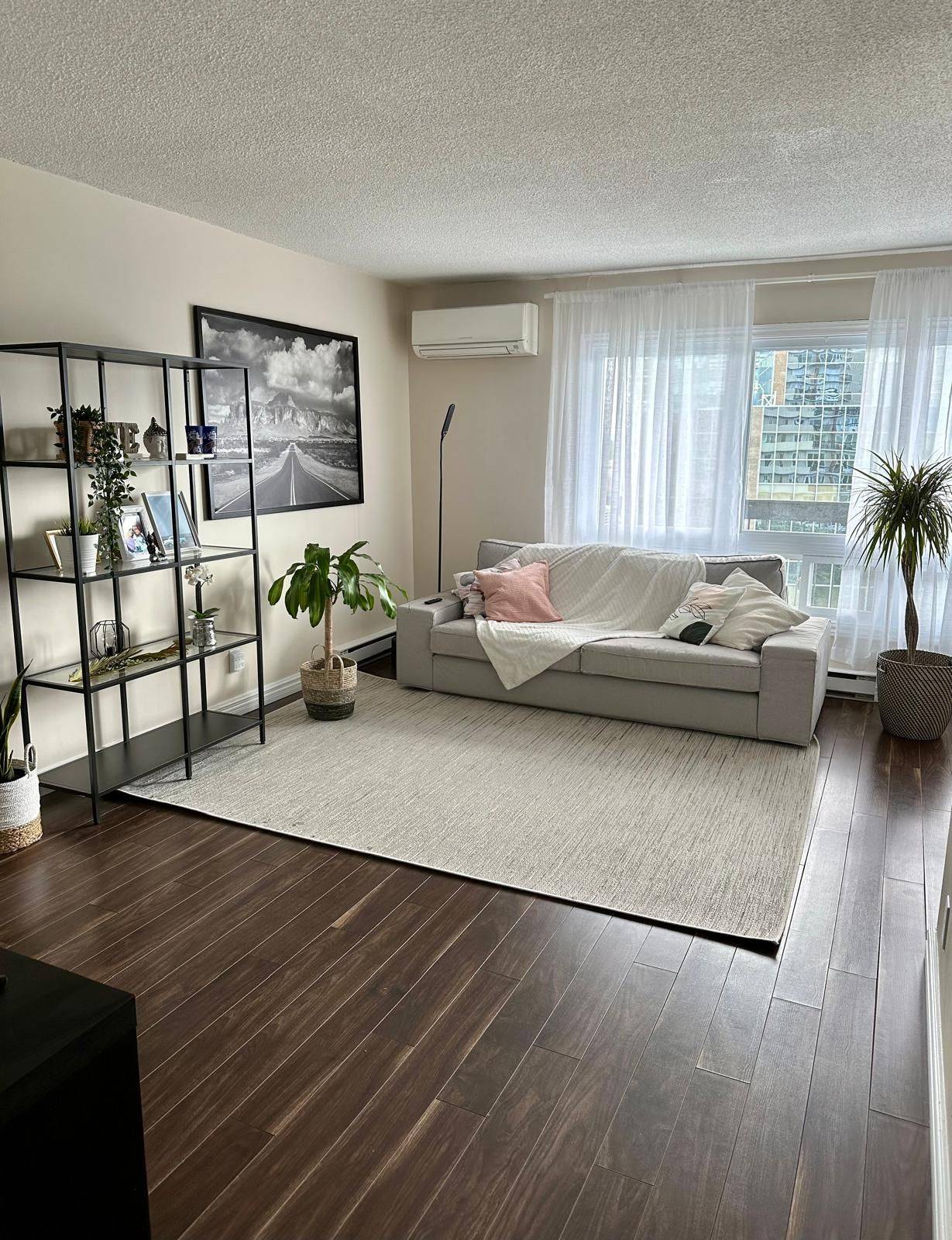 Vanier And Kingsview Park, ON K1L 7E7,158A McArthur Ave AVE #909