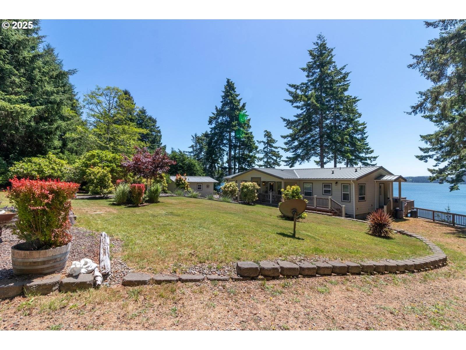 Florence, OR 97439,83235 CLEAR LAKE RD