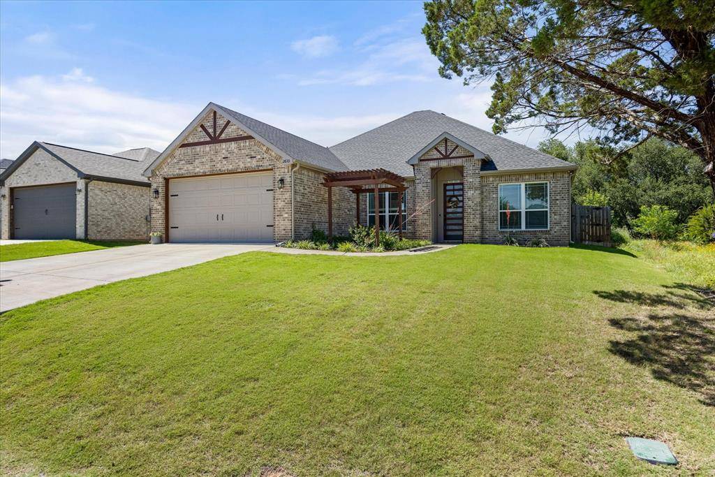 Granbury, TX 76048,2610 Austin Drive