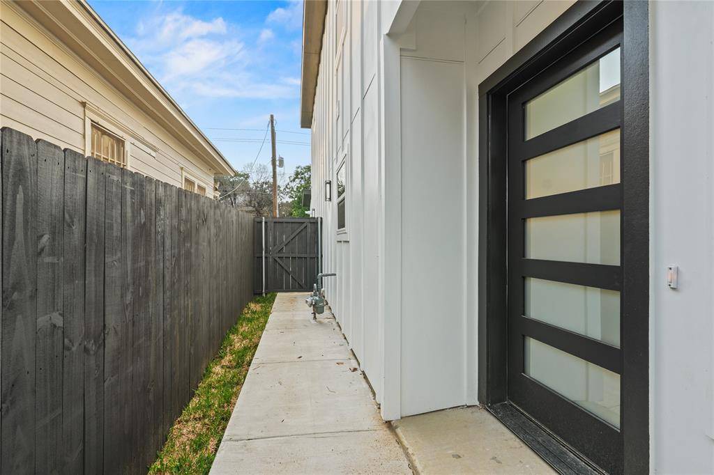 Dallas, TX 75215,1312 Coleman Avenue