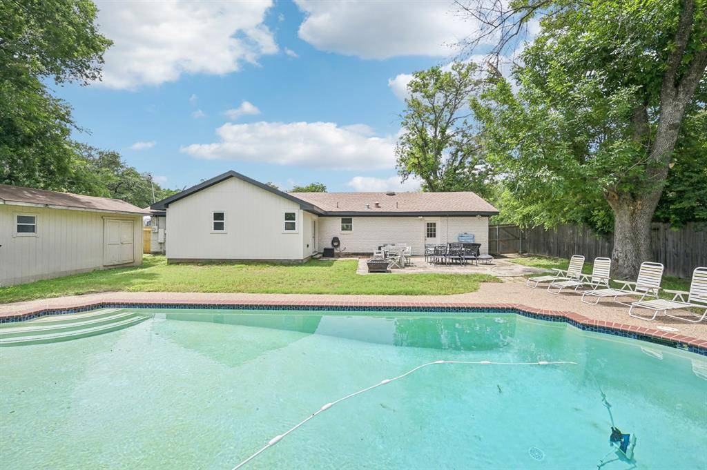 Fort Worth, TX 76116,6917 Overhill Road