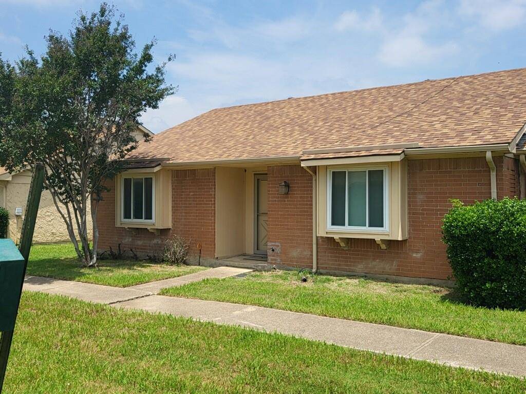 Grand Prairie, TX 75052,56 E Mountain Creek Drive #22